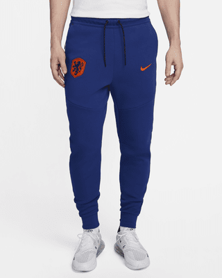 KNVB+M+NSW+TCH+FLC+JGGR+PANT.png